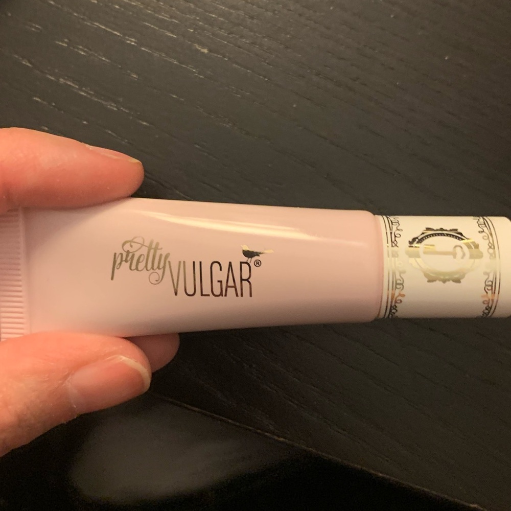 Pretty Vulgar Eyeshadow Primer